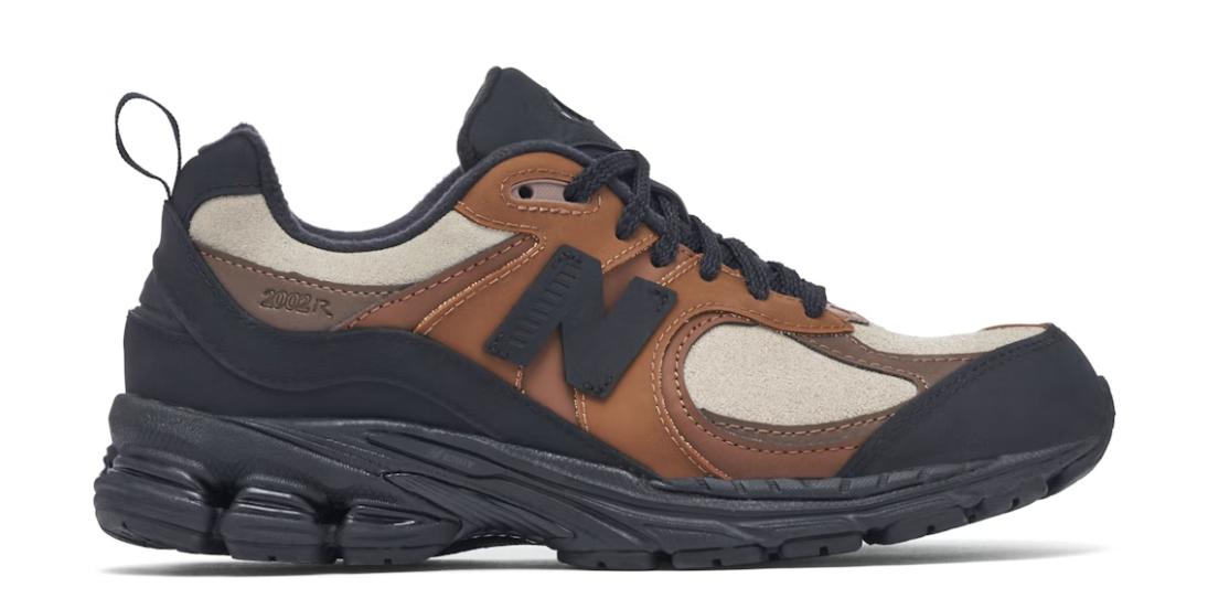 NEW BALANCE X BSMNT 2002R brown â PAIRFECT