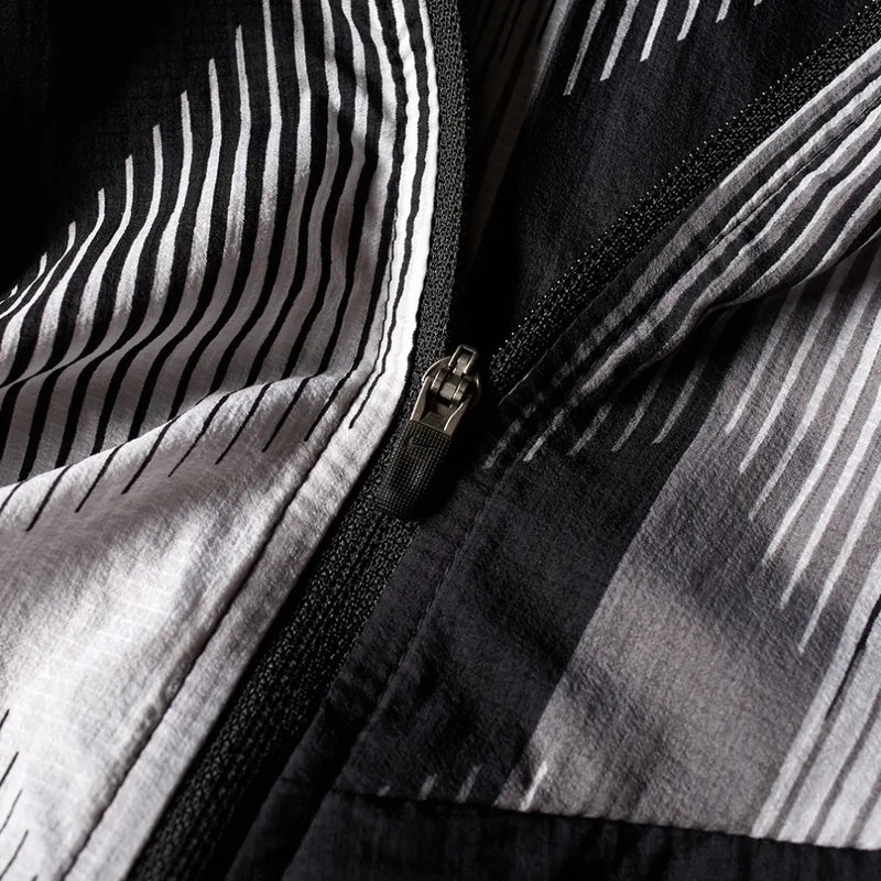 NIKE IMPOSSIBLY LIGHT JACKET 'BLACK WHITE'