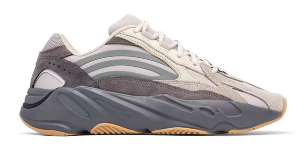 Yeezy 700 2025 tephra shirt