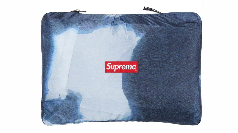 SUPREME X NORTH FACE BLEACHED INDIGO NUPTSE (FW21)