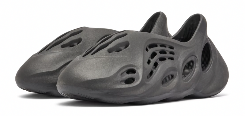 YEEZY FOAM RUNNER ONYX – PAIRFECT YEEZY FOAM RUNNER ONYX – PAIRFECT