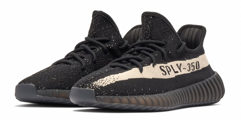 YEEZY 350 V2 OREO